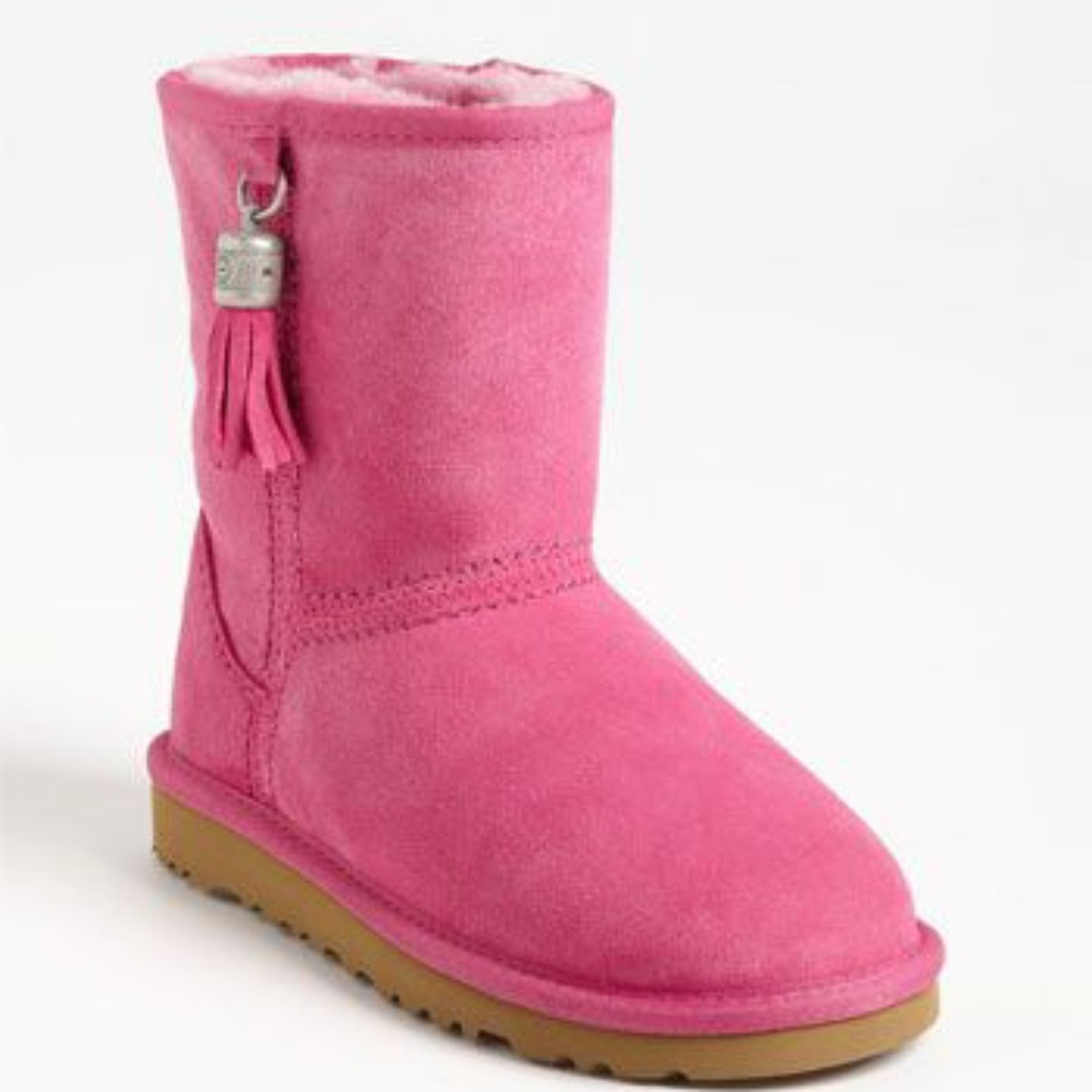 Ugg Australia K Classic Tassel boots size 6 Pink